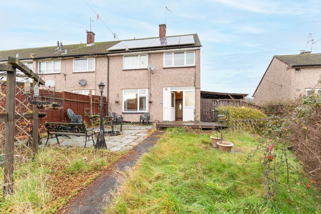 Property photo 2 of 17