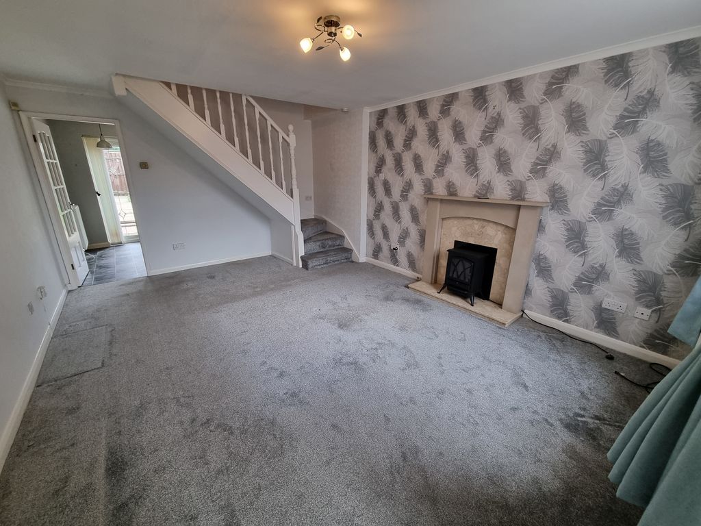 Property photo 3 of 8