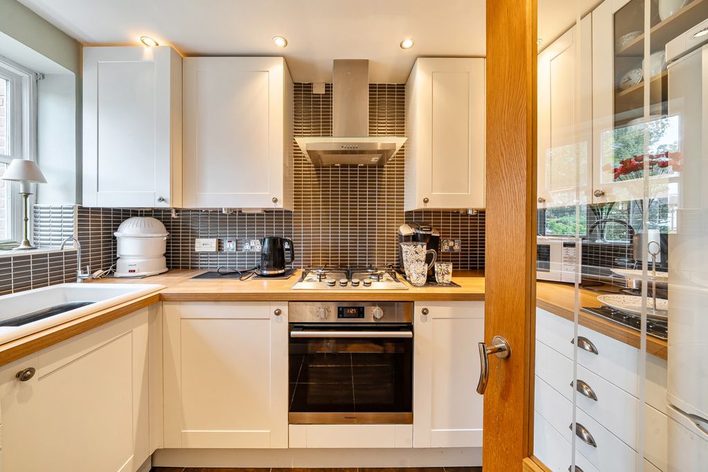 Property photo 2 of 19 1509211-19-6A8c41...