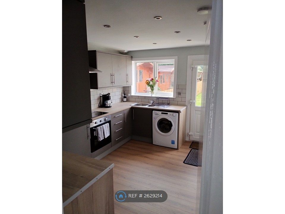 Property photo 1 of 30 Kitchen