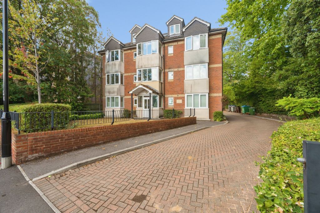 Property photo 1 of 13
