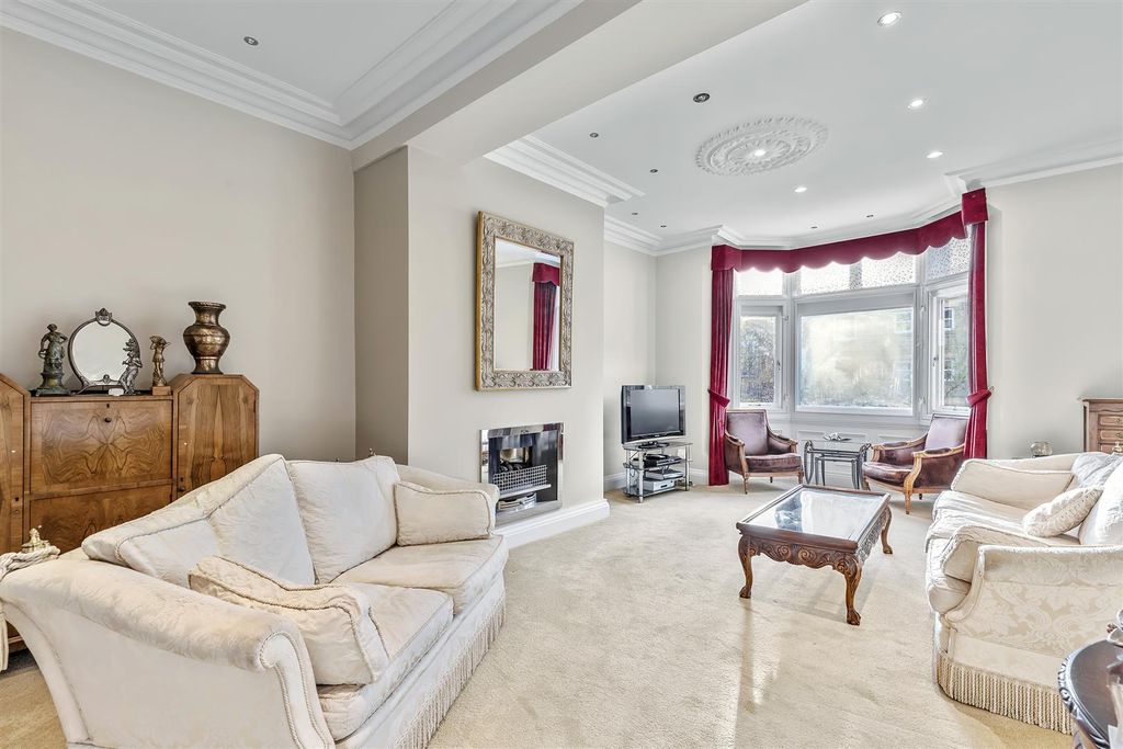 Property photo 3 of 24 Img_4329.Jpg