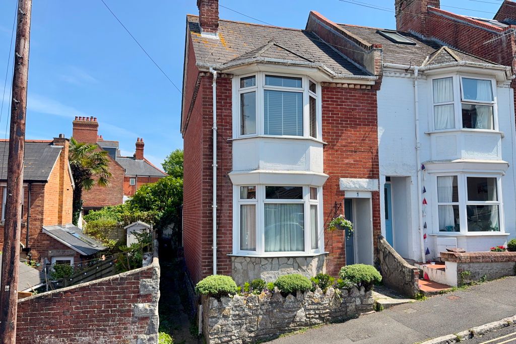 Property photo 1 of 14