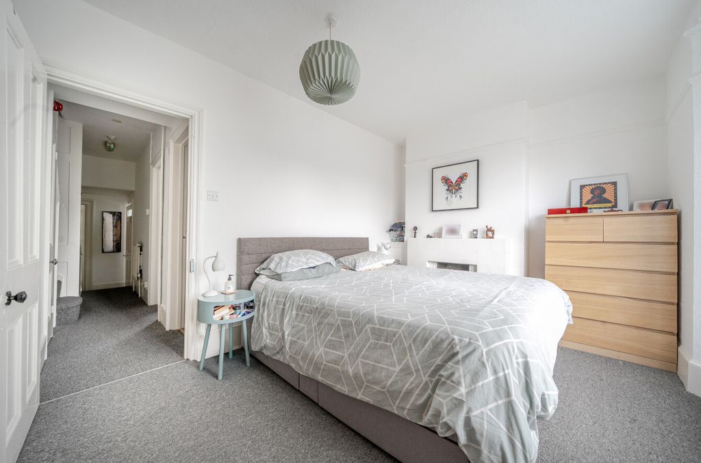 Property photo 3 of 19 1446575-4-69Df917...