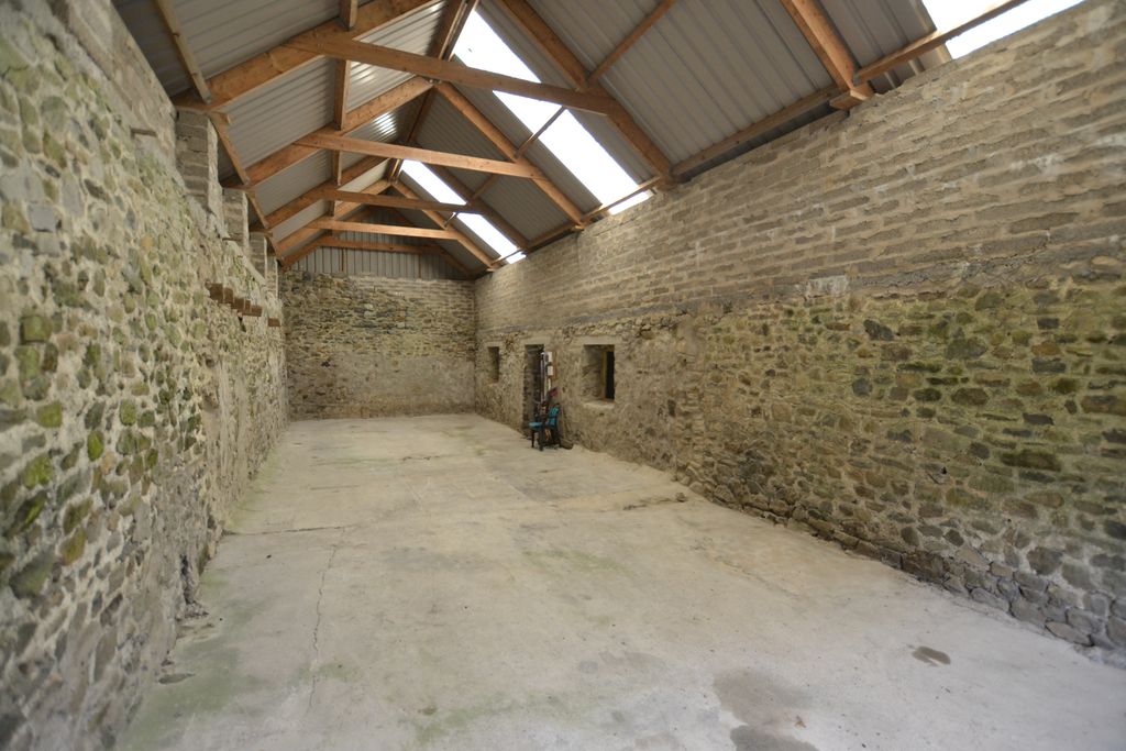 Property photo 3 of 5
