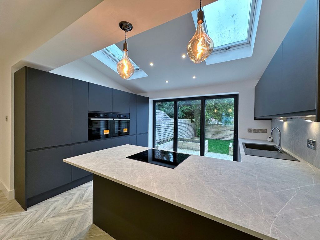 Property photo 2 of 24 Photo 18