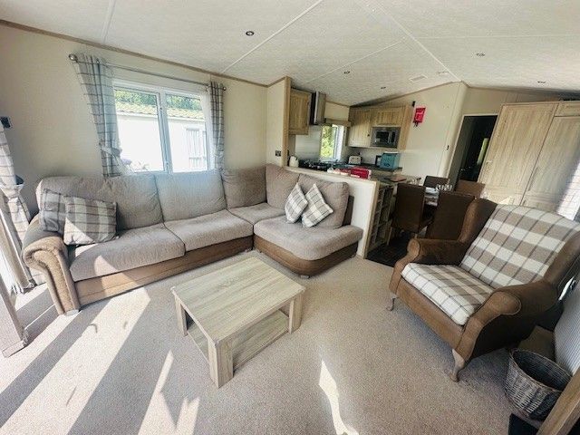 Property photo 3 of 6