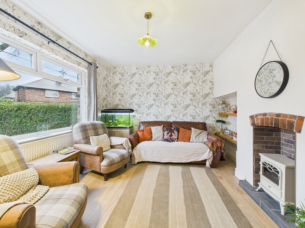 Property photo 2 of 35