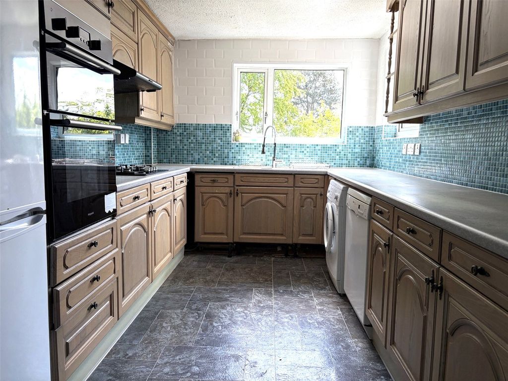 Property photo 2 of 12 Picture No. 05