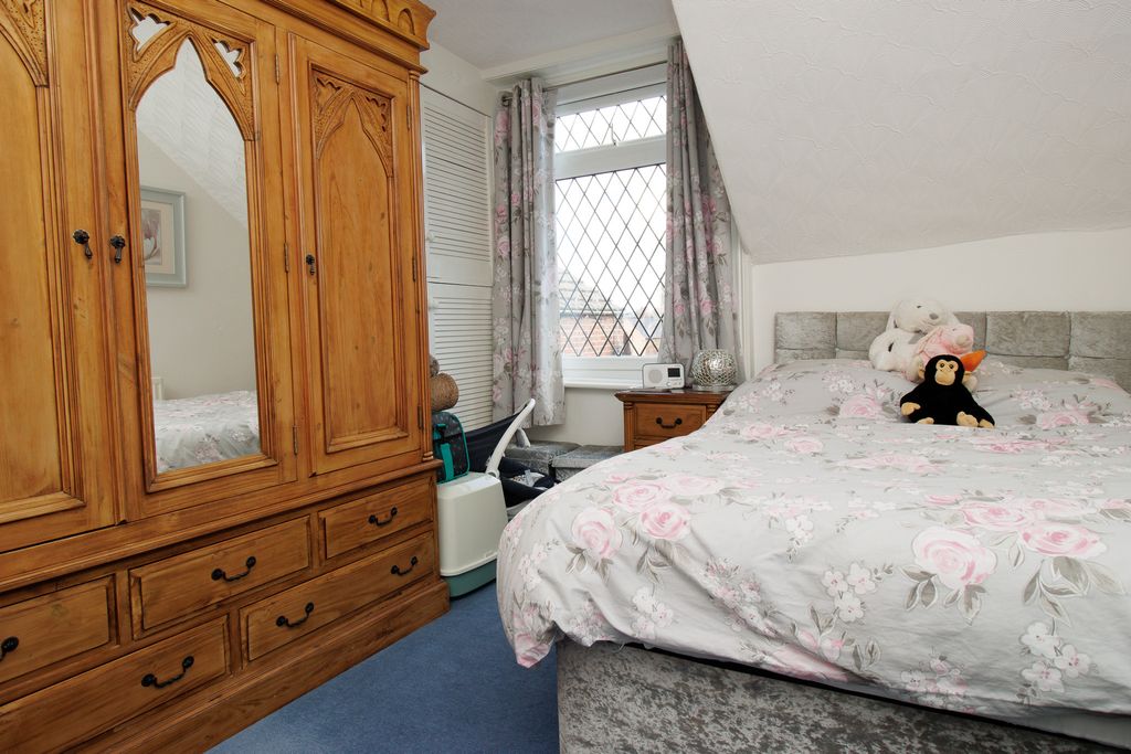 Additional image 9 of 2 bed flat for saleWest Avenue, Filey YO14
