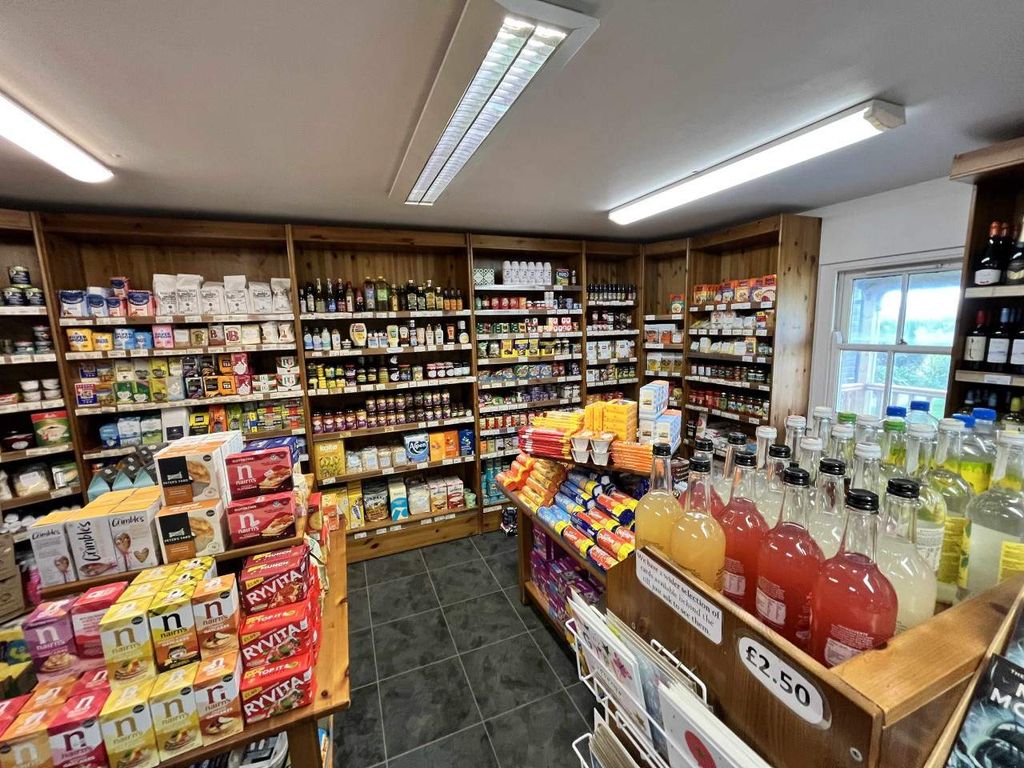 Property photo 3 of 22