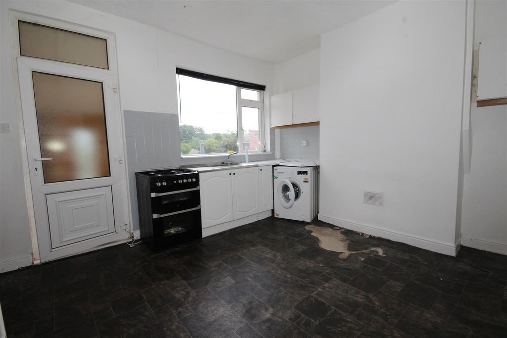 Property photo 2 of 8 Img_3216.Jpg