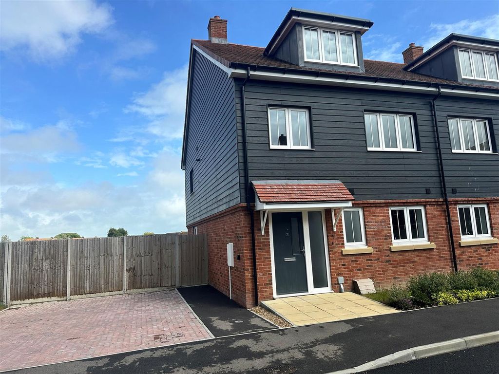 Property photo 1 of 21 3.Jpg
