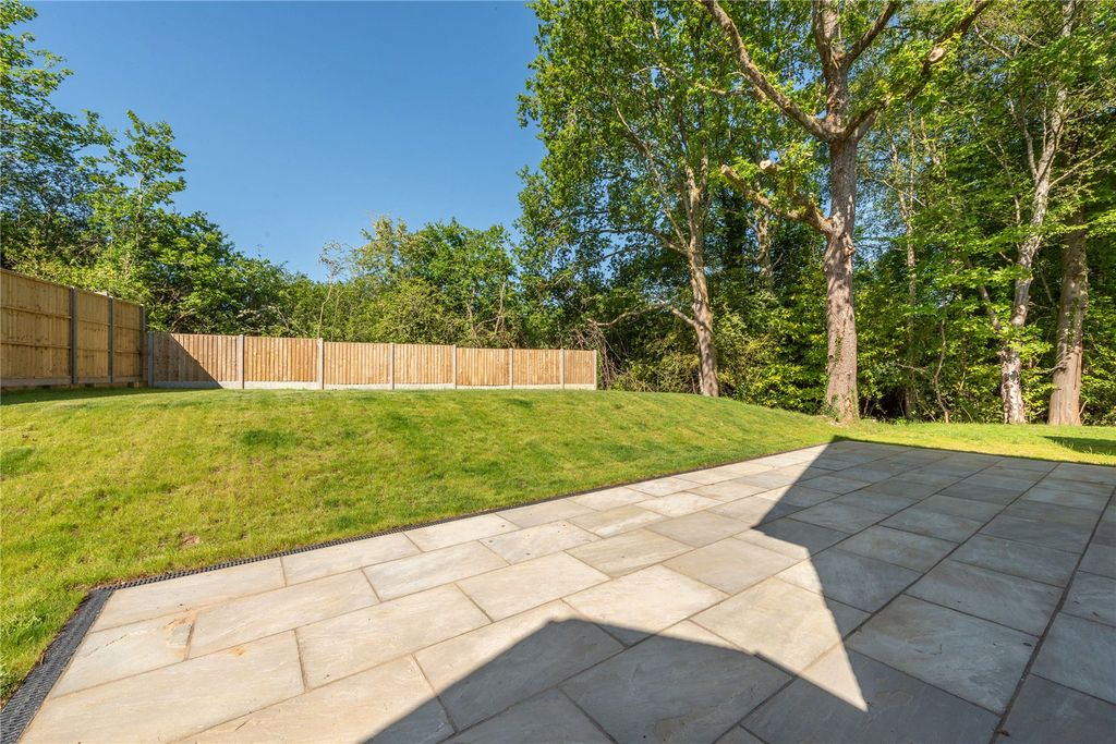 Property photo 3 of 21 Picture No. 34