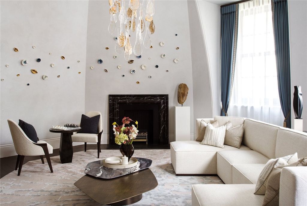 Property photo 3 of 23 Reception Room