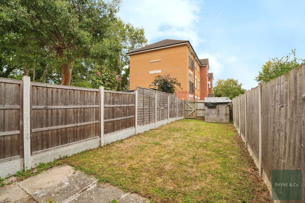 Property photo 2 of 13