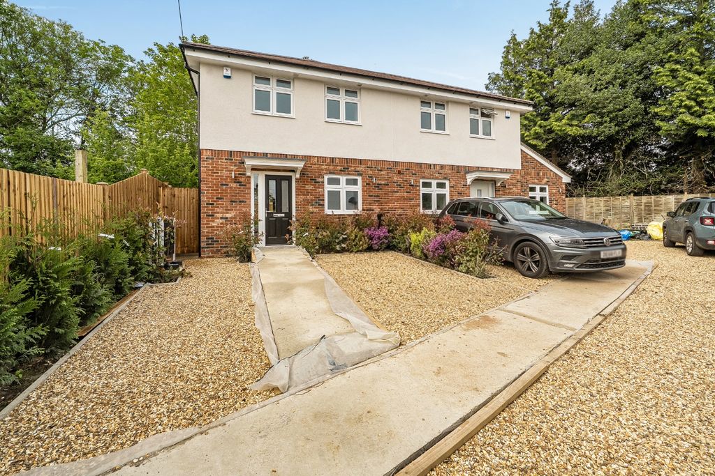 Property photo 1 of 18 5193490