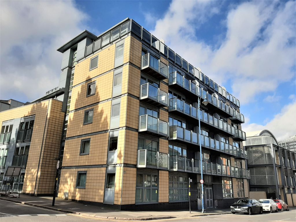 Property photo 1 of 5