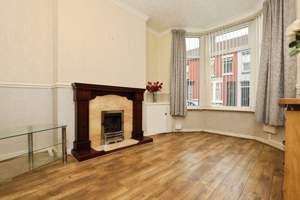 Property photo 2 of 15