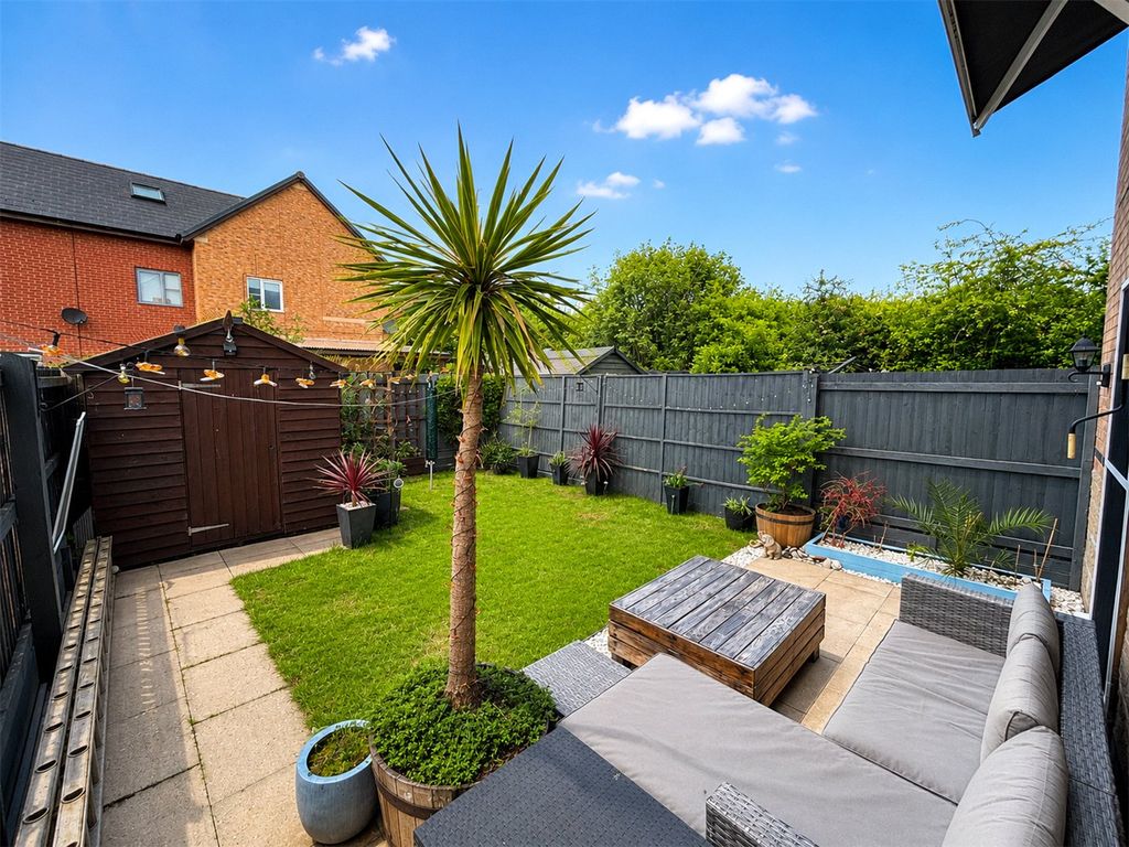 Property photo 2 of 17 Picture No. 08