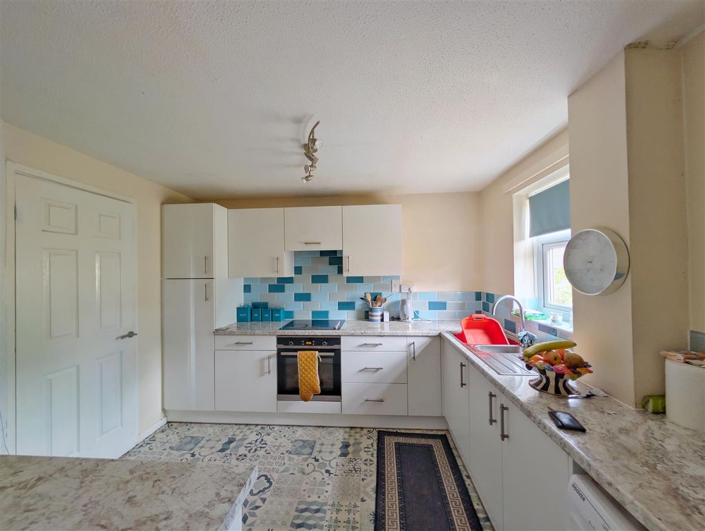 Property photo 2 of 12 1/1