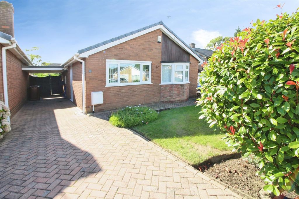 Property photo 1 of 22 Outside