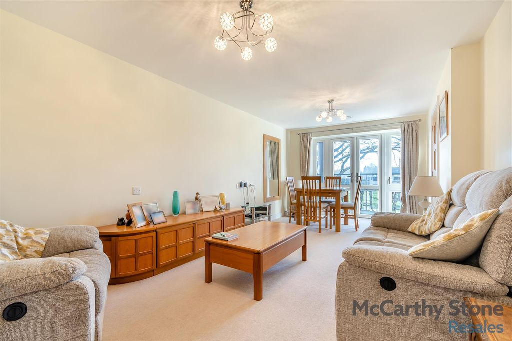 Property photo 2 of 30 8635554-Interior13.Jpg