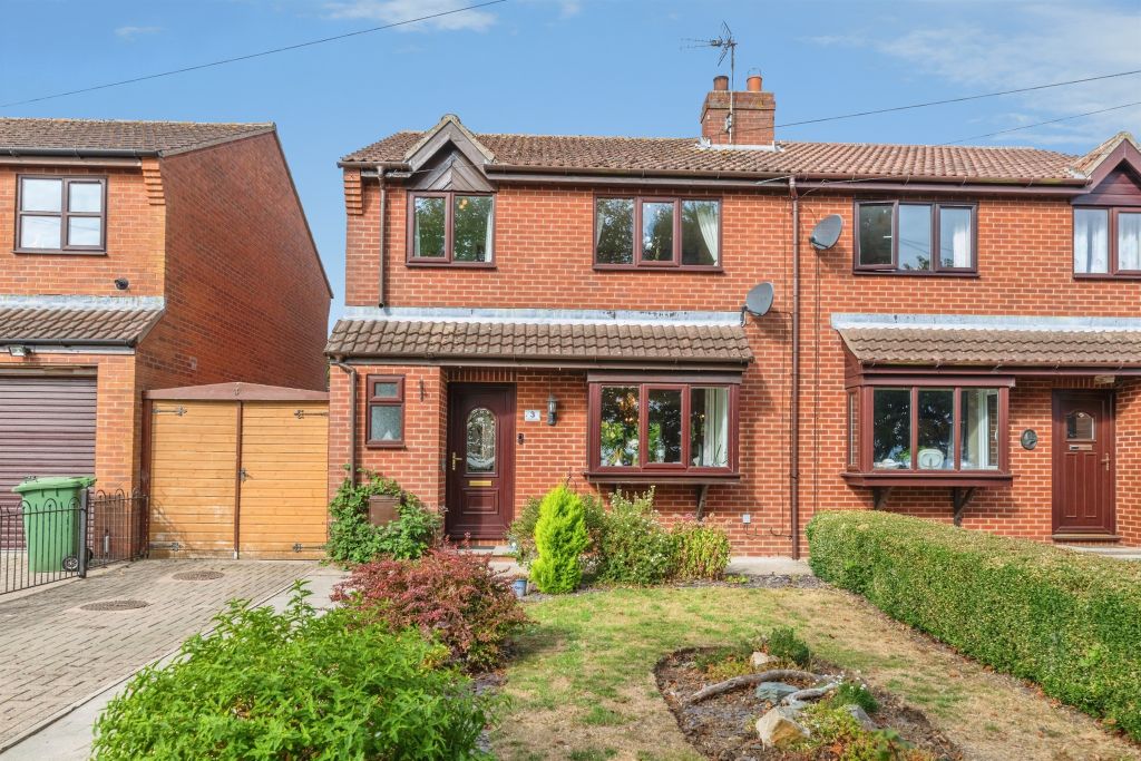 Property photo 1 of 17