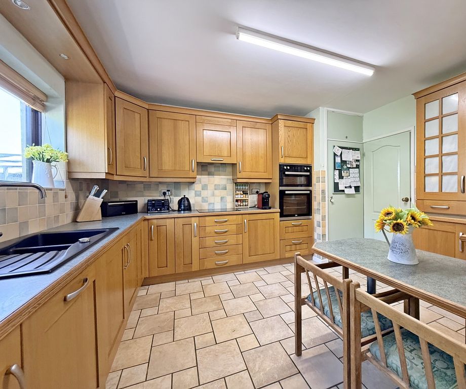 Property photo 2 of 33 Kitchen-Breakfast Room