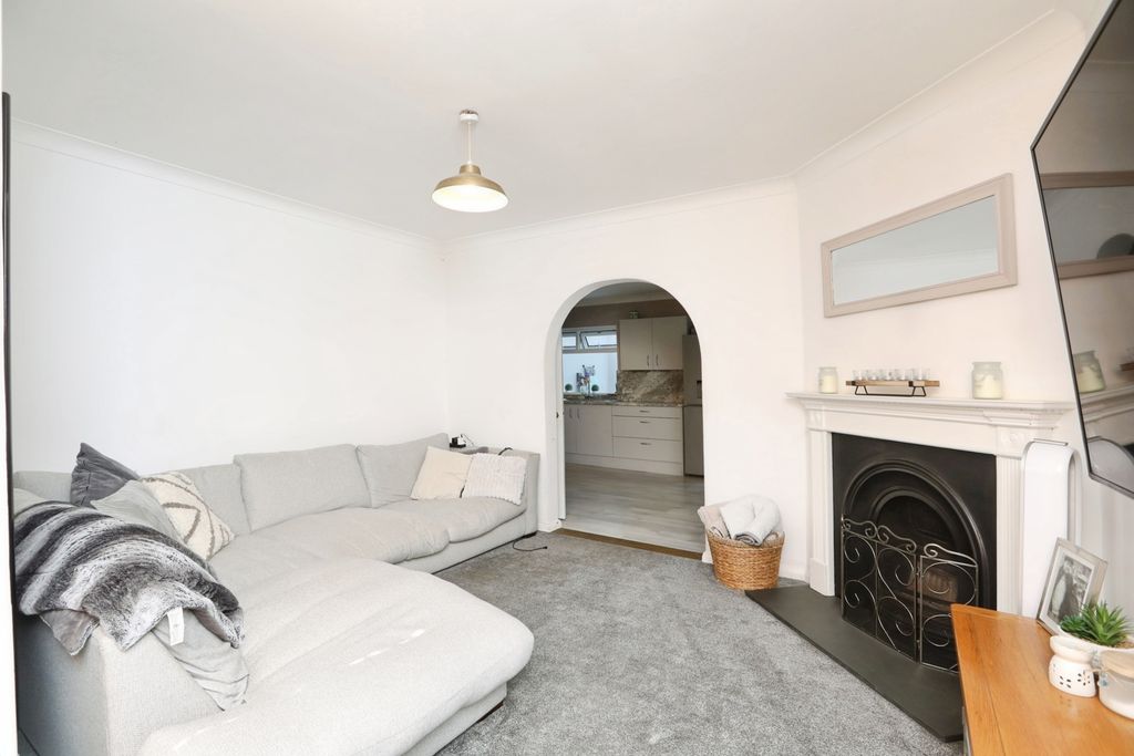 Property photo 3 of 14 Pbox-Img.Jpg