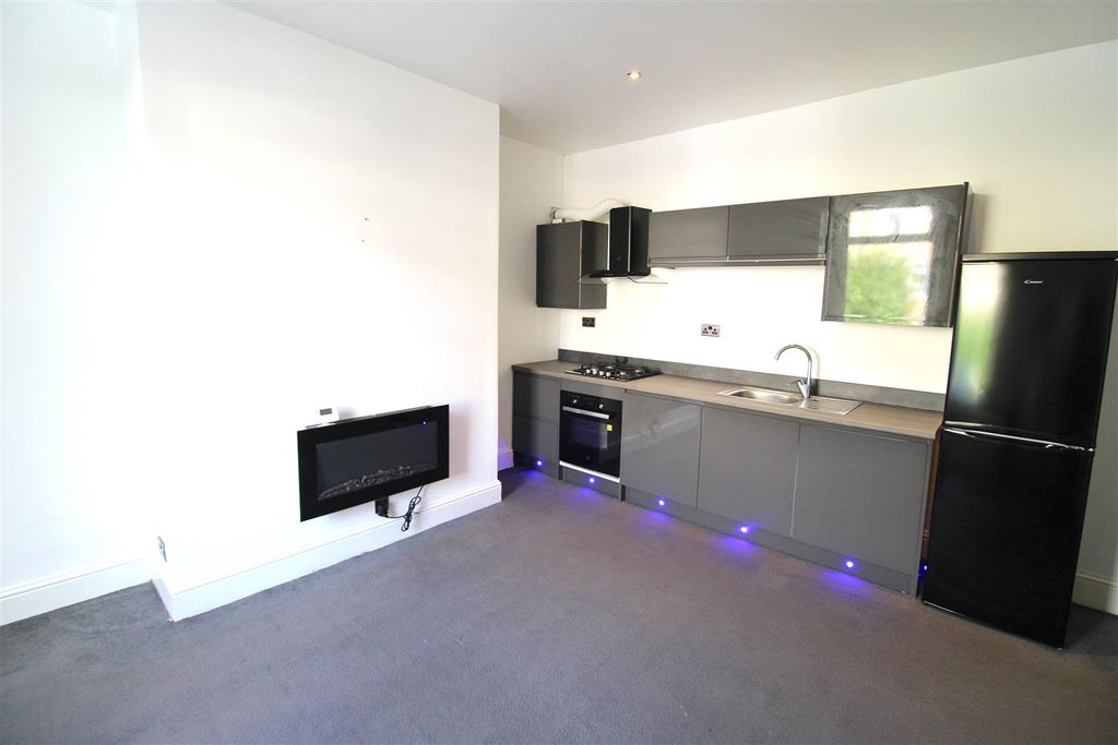 Property photo 3 of 8 Img_4209.Jpg