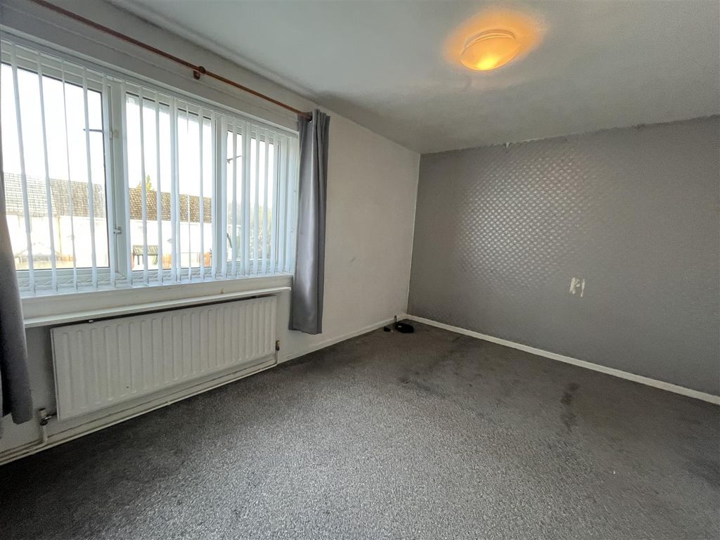 Property photo 3 of 8 Image00003 - Copy.Jpeg