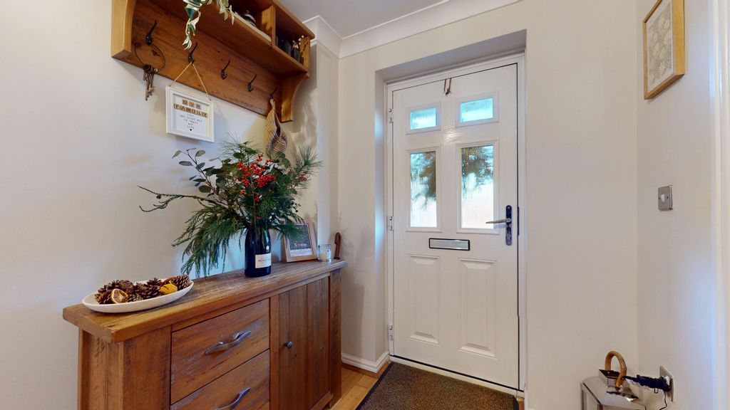 Property photo 3 of 57 4105987