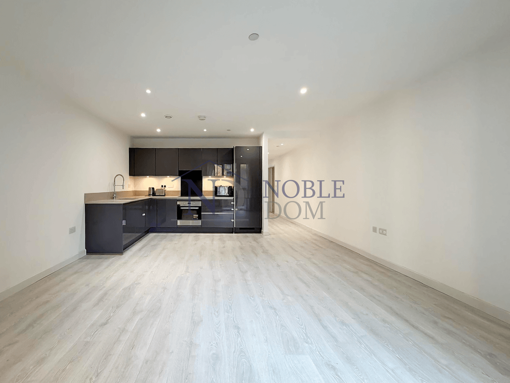 Property photo 3 of 12 Gallery