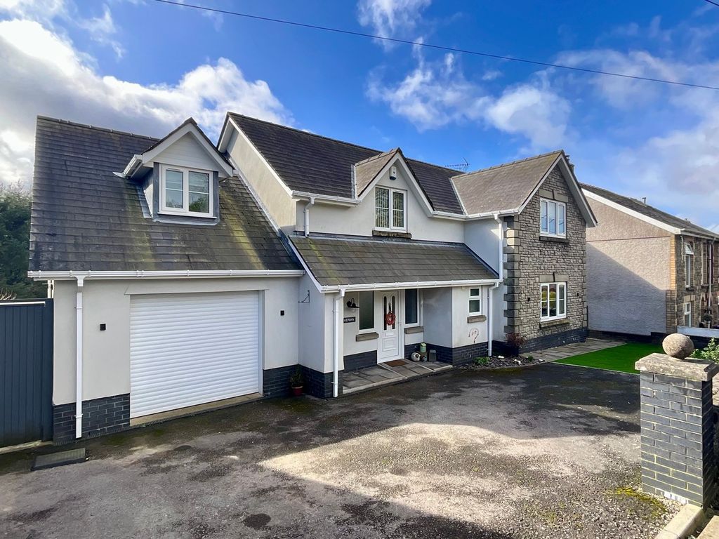 Property photo 1 of 27