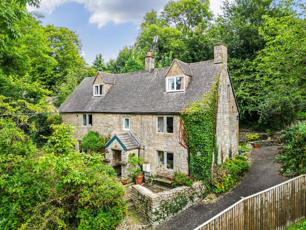 Property photo 1 of 18
