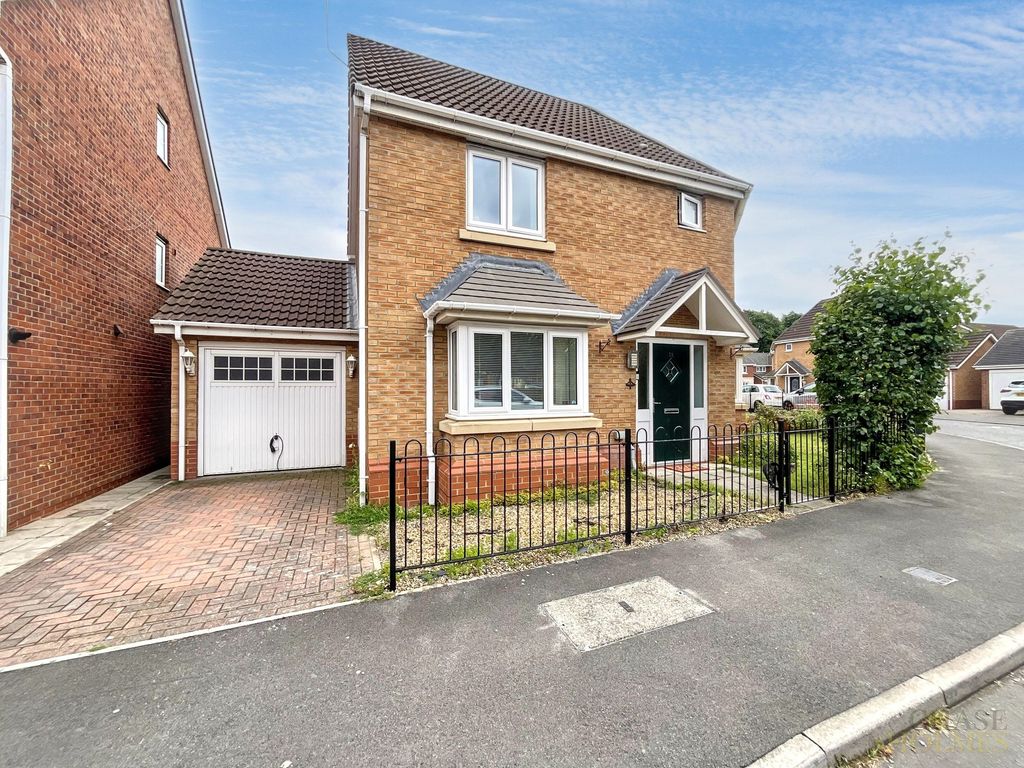 Property photo 1 of 23