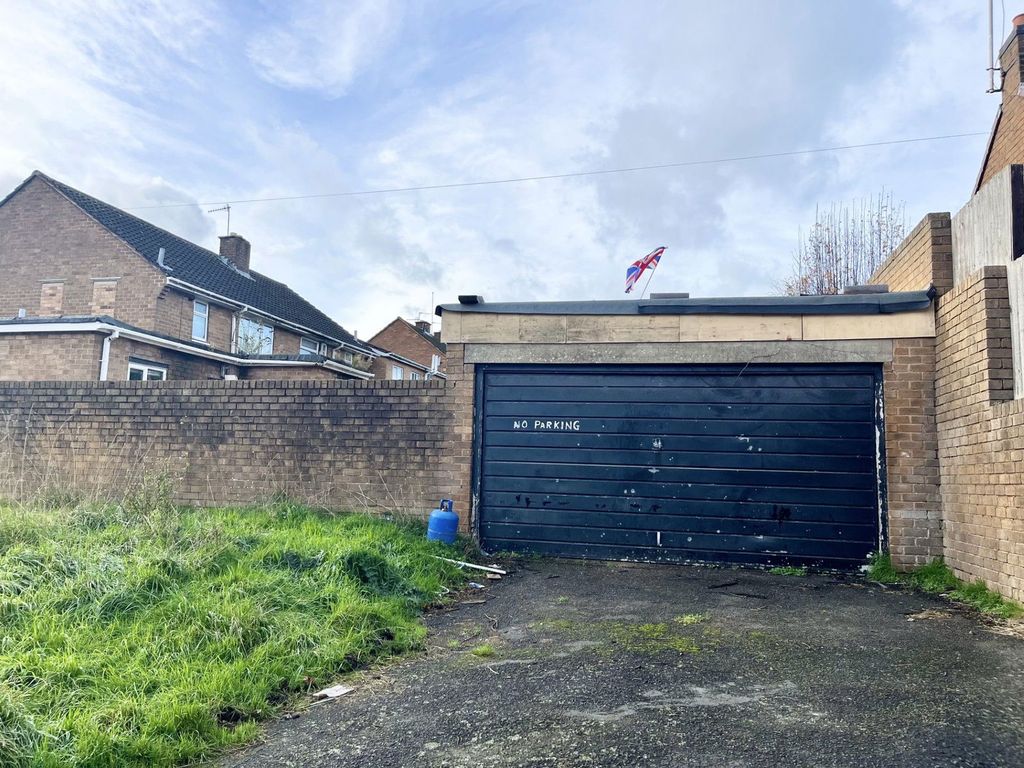 Property photo 2 of 7