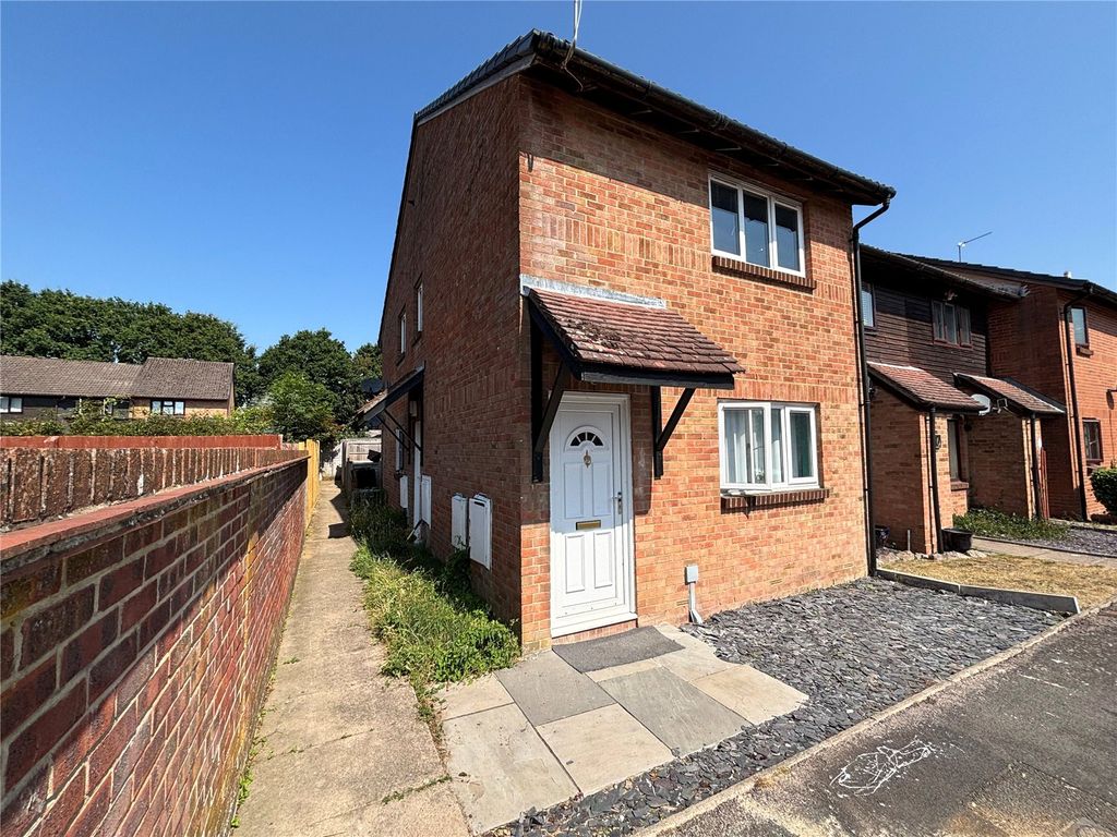 Property photo 3 of 21 Picture No. 26