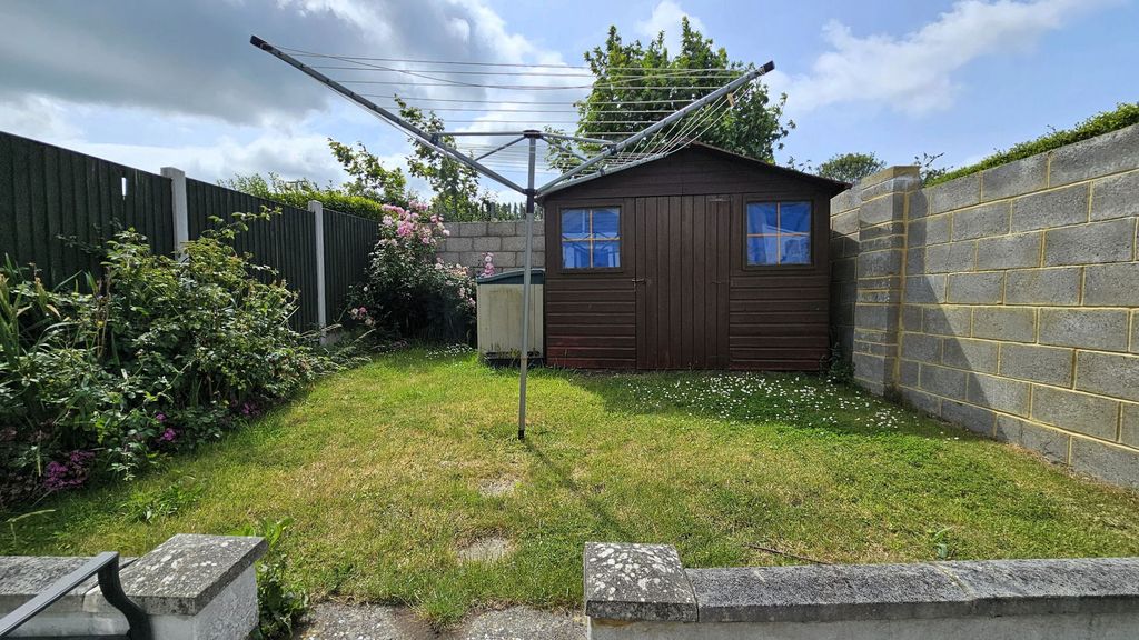 Property photo 2 of 26