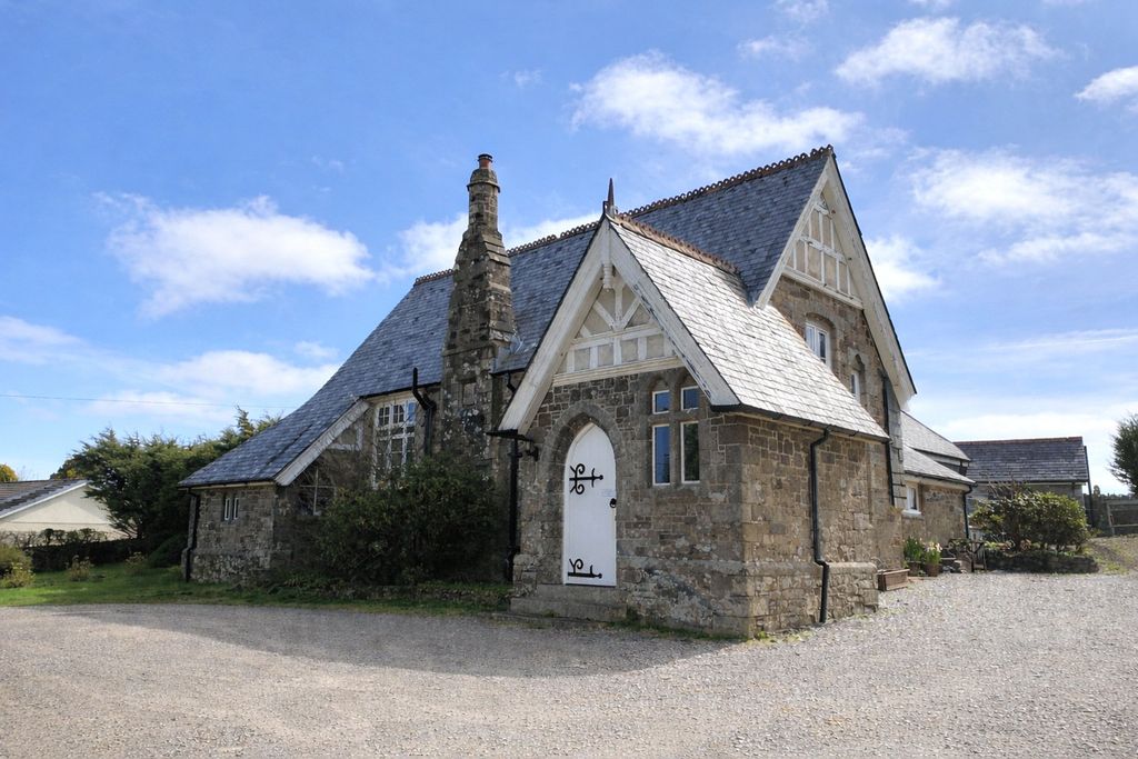 Property photo 1 of 13 1 - Picture No. 01