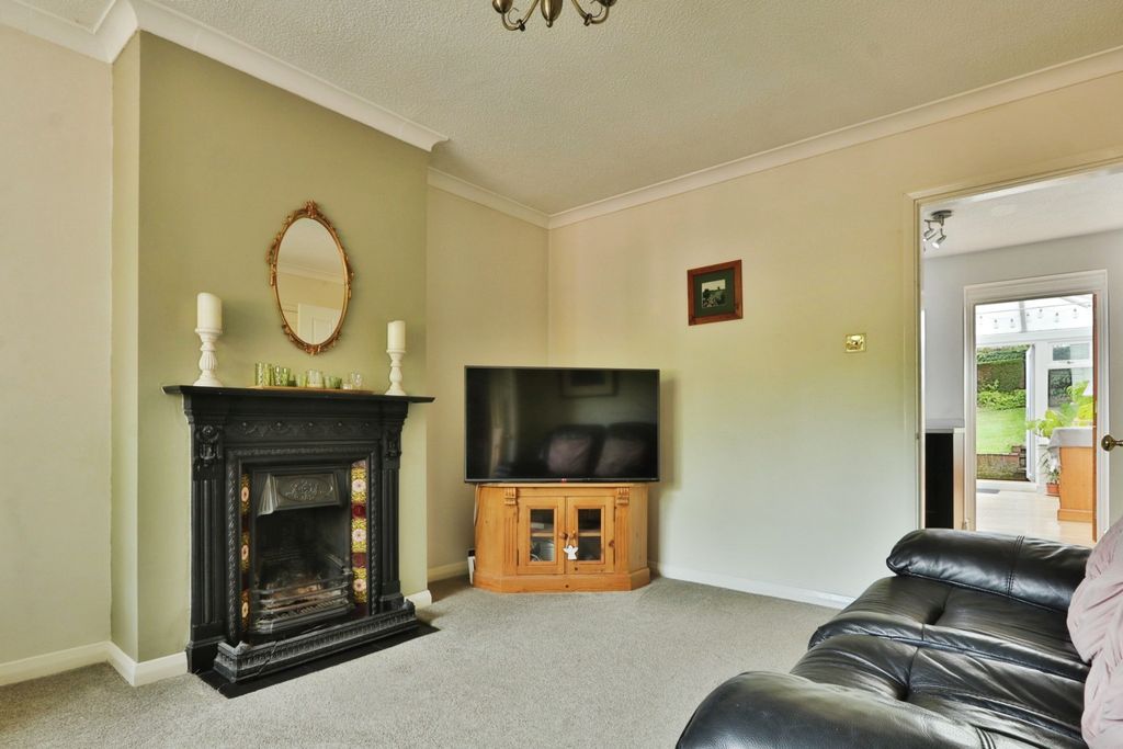 Property photo 3 of 19 4485288