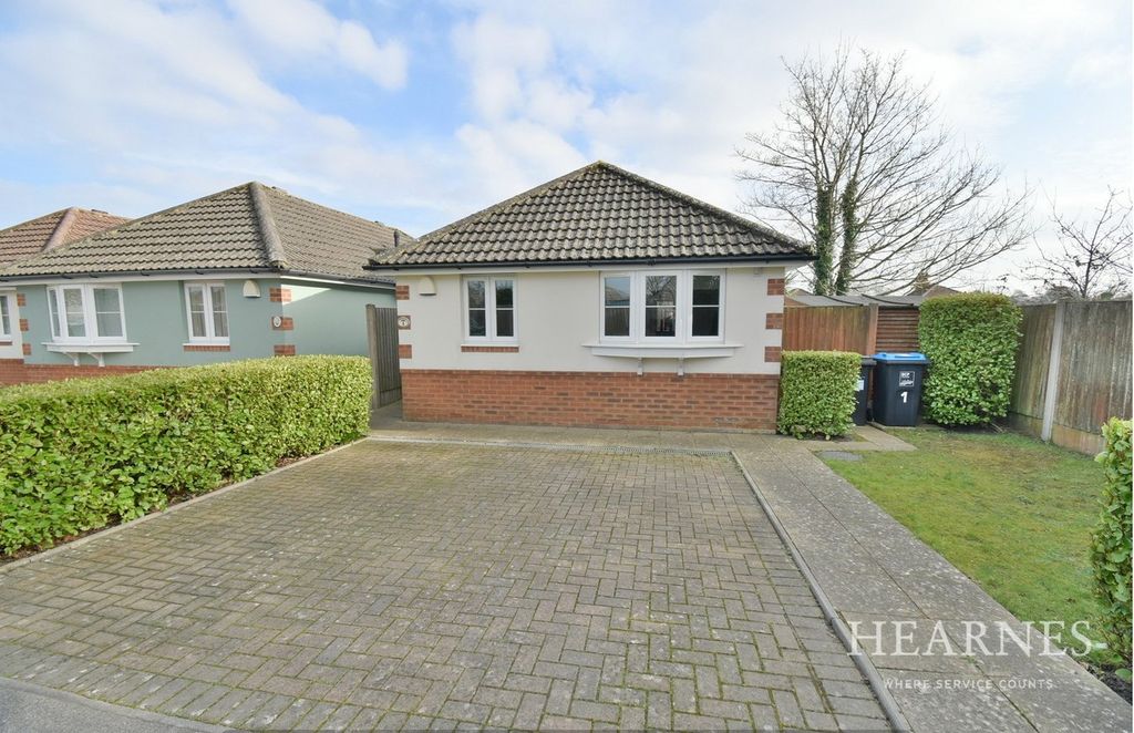 Property photo 1 of 18