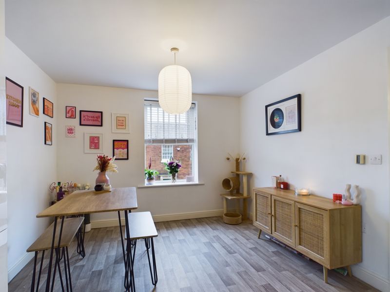 Property photo 3 of 8 Photo 3