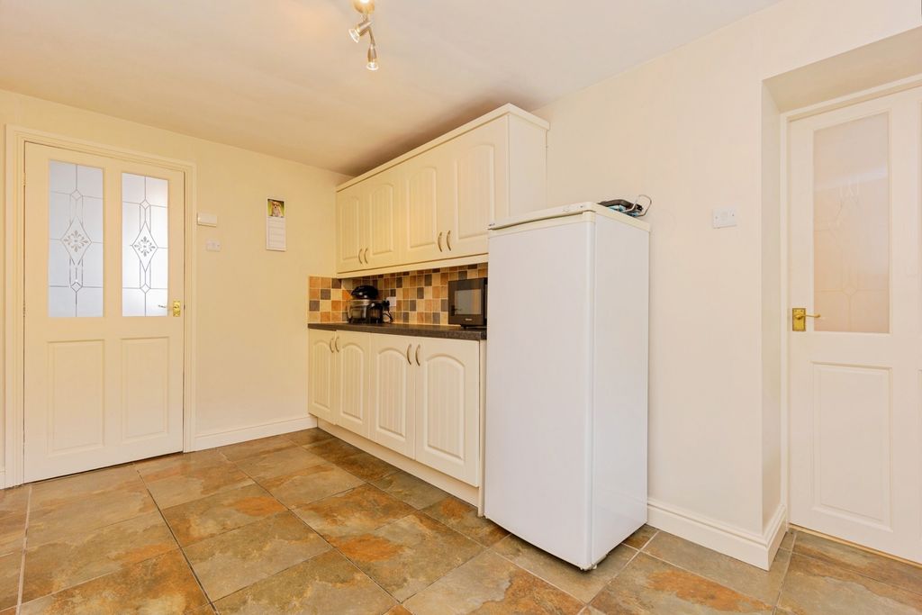 Additional image 9 of 4 bed detached house for saleGrains Road, Shaw, Oldham, Greater Manchester OL2