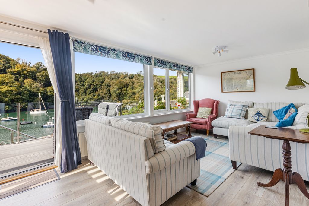 Property photo 3 of 18 A34 - 5Gomorin, Newton Ferrers - 250929