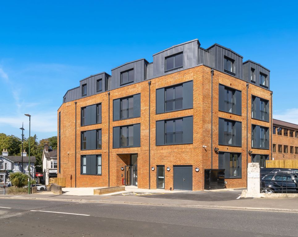 Additional image 10 of 2 bed flat for saleChurch Road, Haywards Heath RH16
