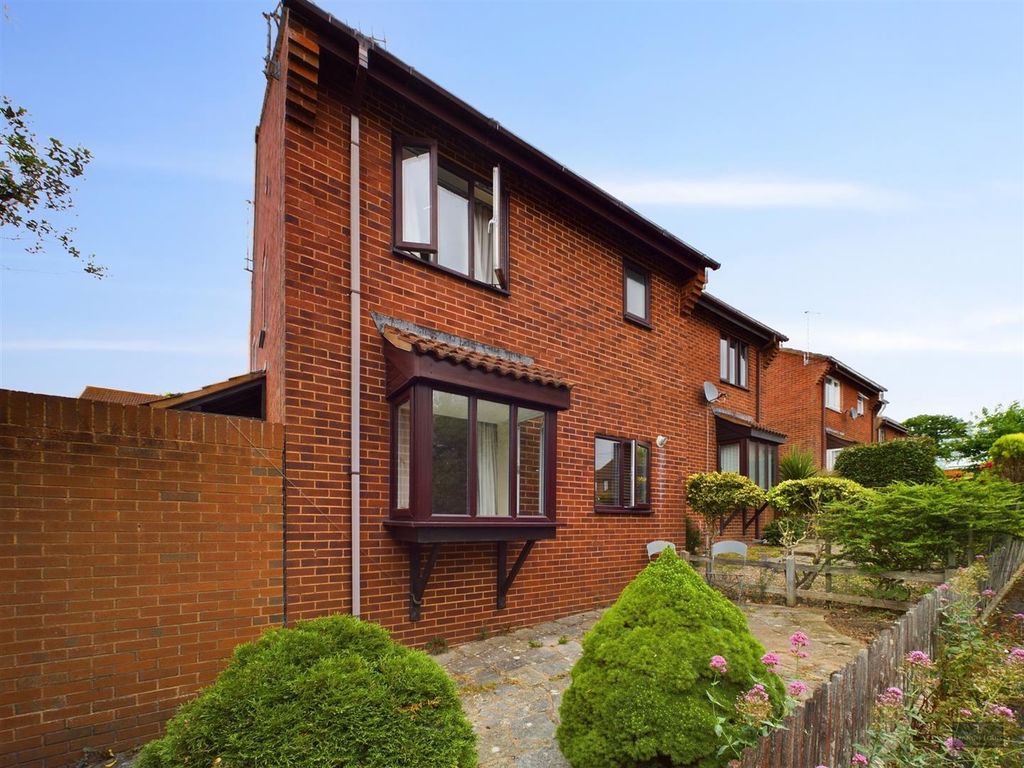 Property photo 1 of 7 Cam01856G0-Pr0054-Still007.Jpg
