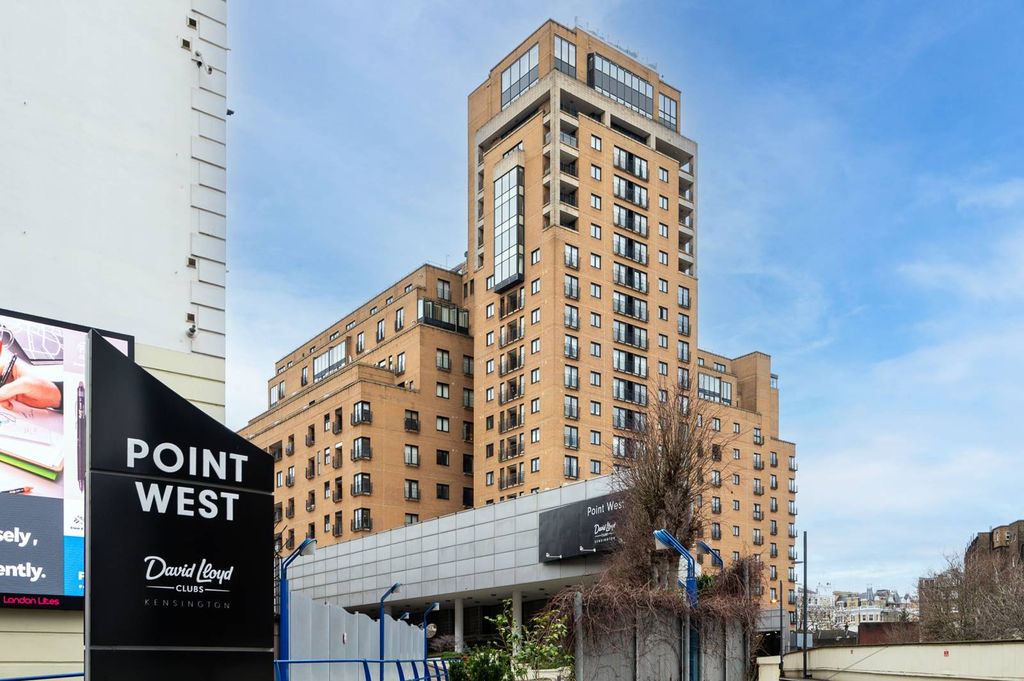 Property photo 1 of 5