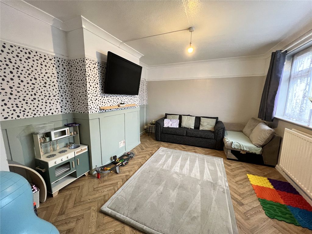 Property photo 3 of 11 Picture No. 03